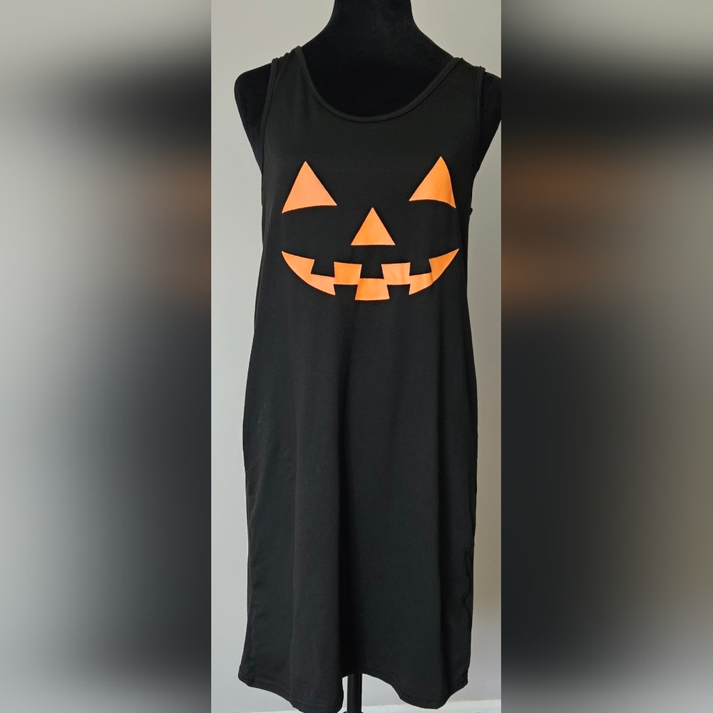 Women's Black Halloween Dress with Pumpkin Design EUC - Picture 2 of 4